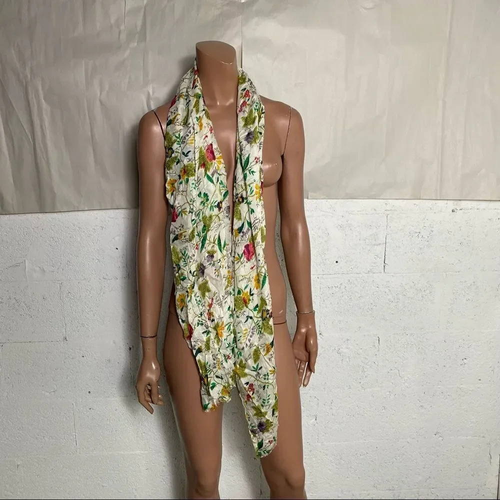 NEW Coco + Carmen floral print viscose scarf